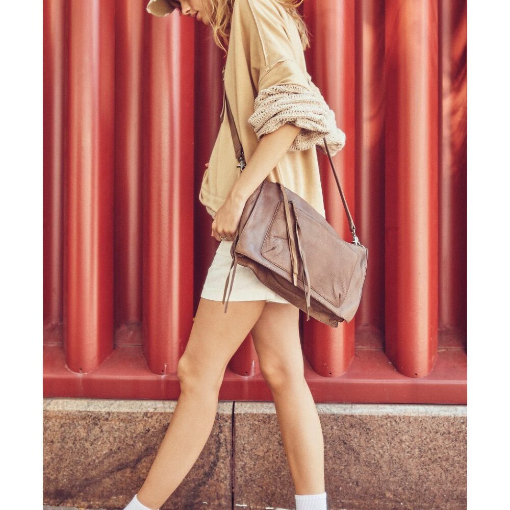 FREE PEOPLE We The Free Dixon Crossbody / Desert Taupe - Picture 7 of 9